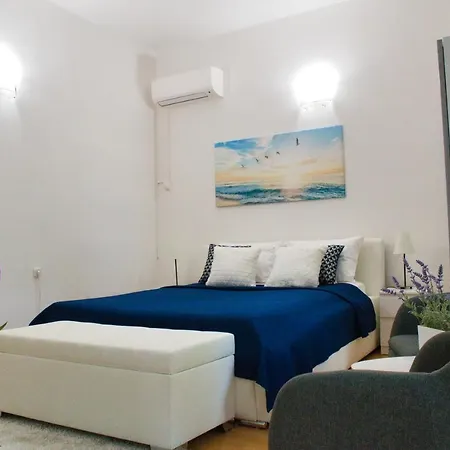 Апартаменти White Orchid *