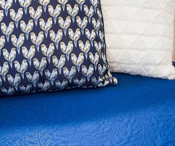 White Orchid * Пула