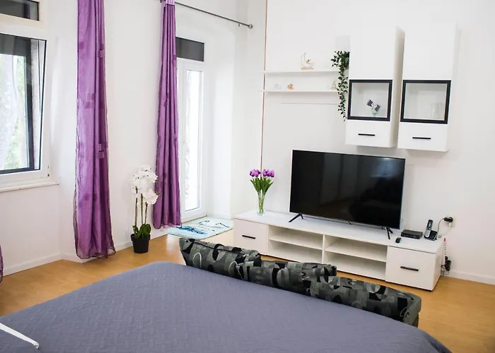 White Orchid Apartment
